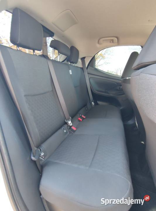 Toyota Yaris IV 15 hybryda automat 21r 82 Gołotczyzna sprzedam