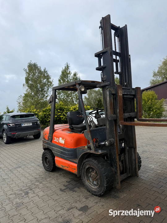 wózek widłowy TOYOTA 6FDF30 1999 przesuw boczny diesel Działoszyn sprzedam
