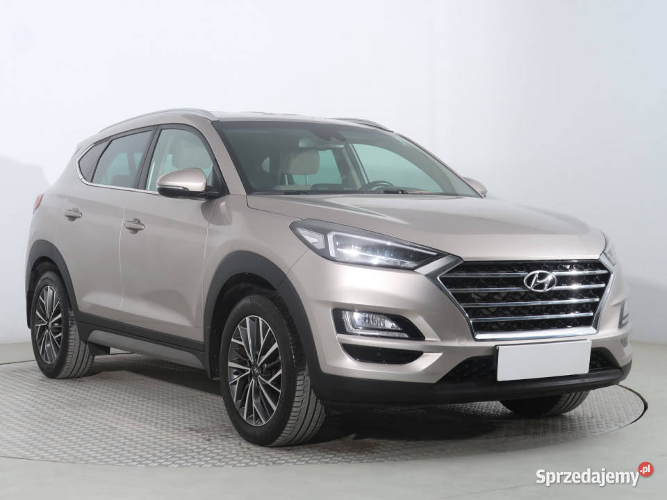 Hyundai Tucson 16 GDI światła przeciwmgielne