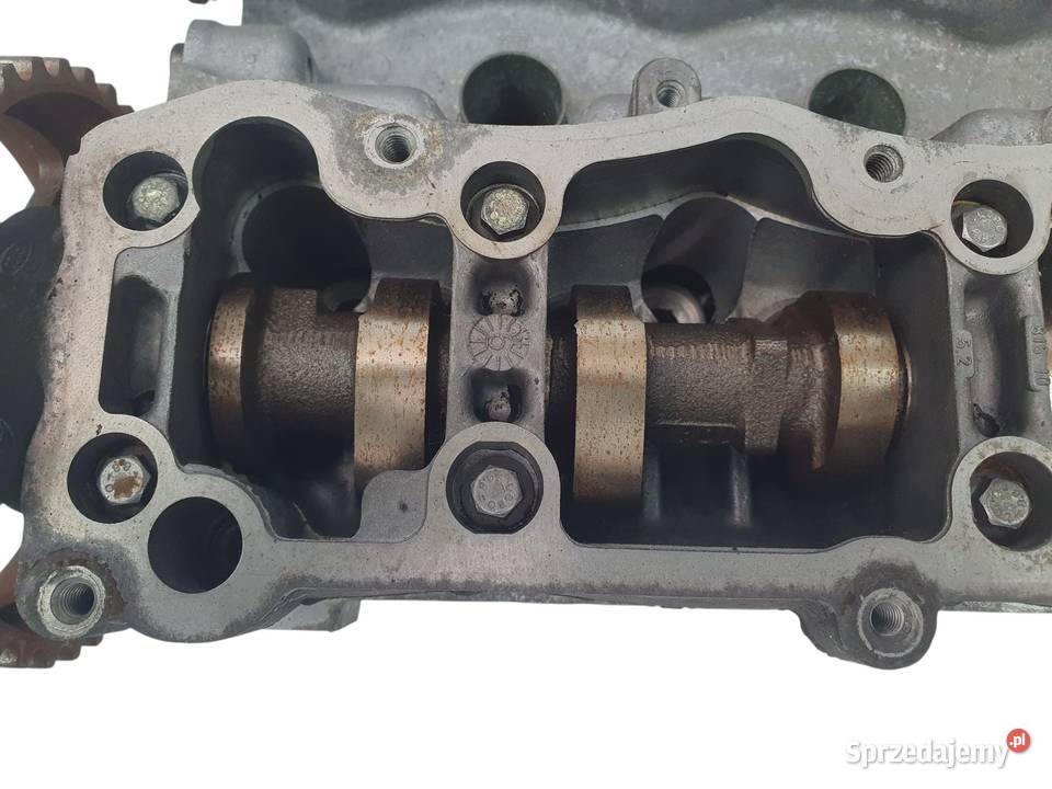 GŁOWICA CYLINDRÓW Citroen C4 Picasso C2 C3 Saxo