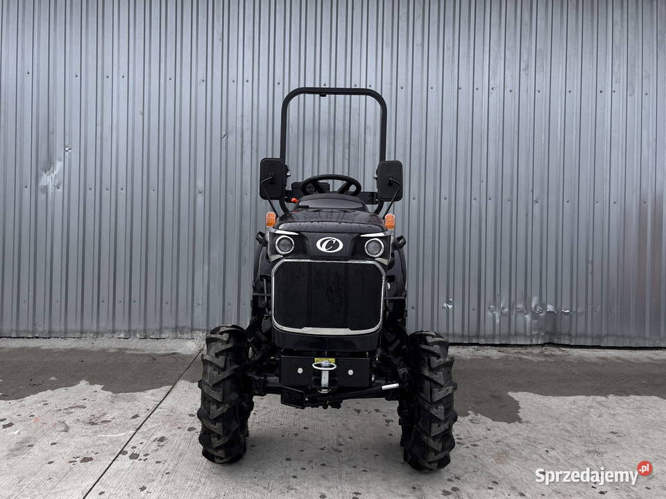 Traktor rolniczy komunalny CAPTIN 4x4 Silnik świętokrzyskie Końskie