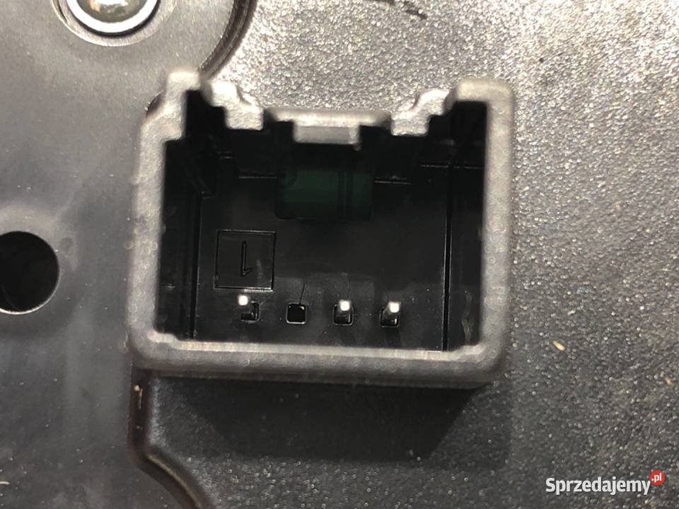 PRZEŁĄCZNIK SZYB FORD FIESTA MK7 C1BT14A132BA