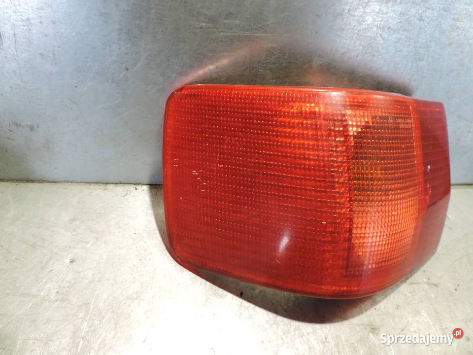 LAMPA TYLNA LEWA AUDI 80 B4 KOMBI lewe Lampy tylne