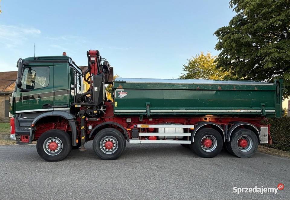 Mercedes wywrotka 8x8 z dzwigiem automatyczna Warszawa sprzedam