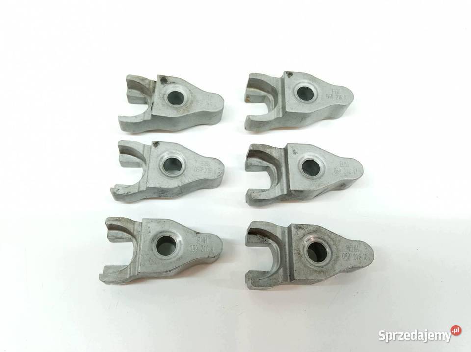 ŁAPA WSPORNIK WTRYSKIWACZY KOMPLET 059216K 30