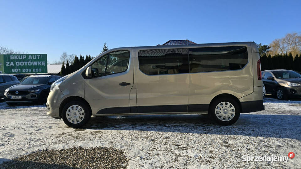 Renault Trafic 9 miejsc 2 komplety kół III 2014 Zieleniewo