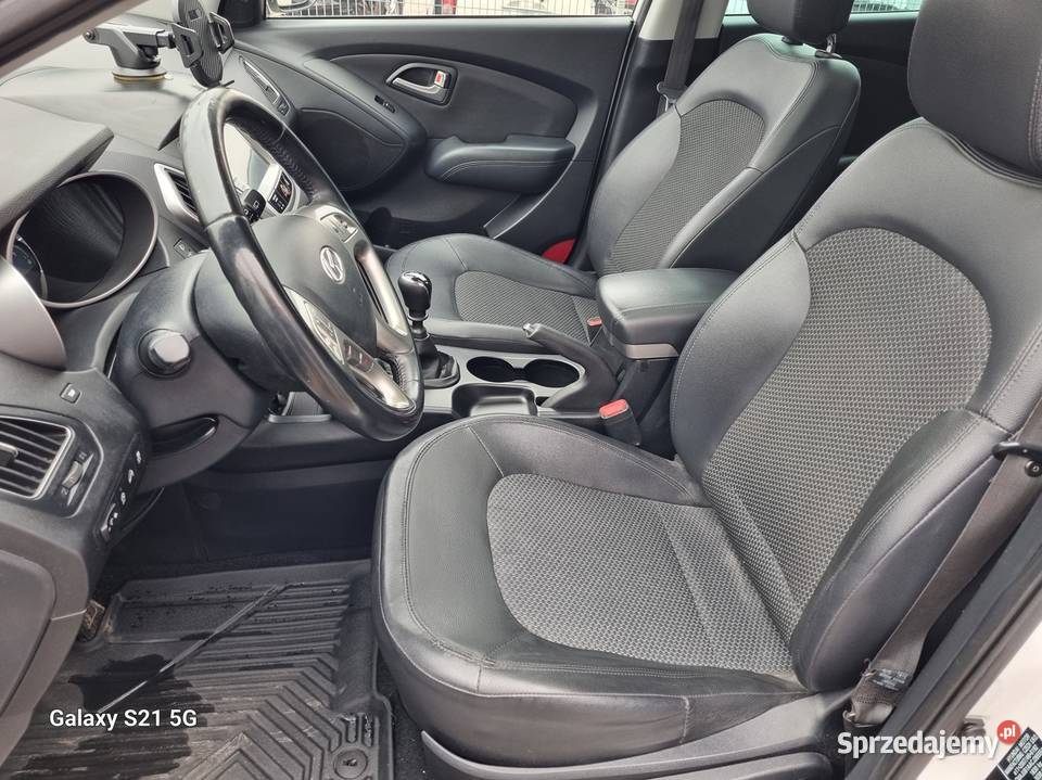 Hyundai ix35 16 135 półskóry navi 2 x szyberdach nieuszkodzony mazowieckie Płońsk sprzedam