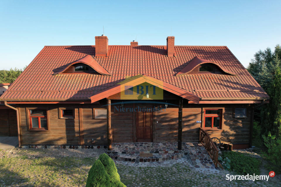 Zadbany dom całoroczny jeziorem Lubie drewno Lubieszewo