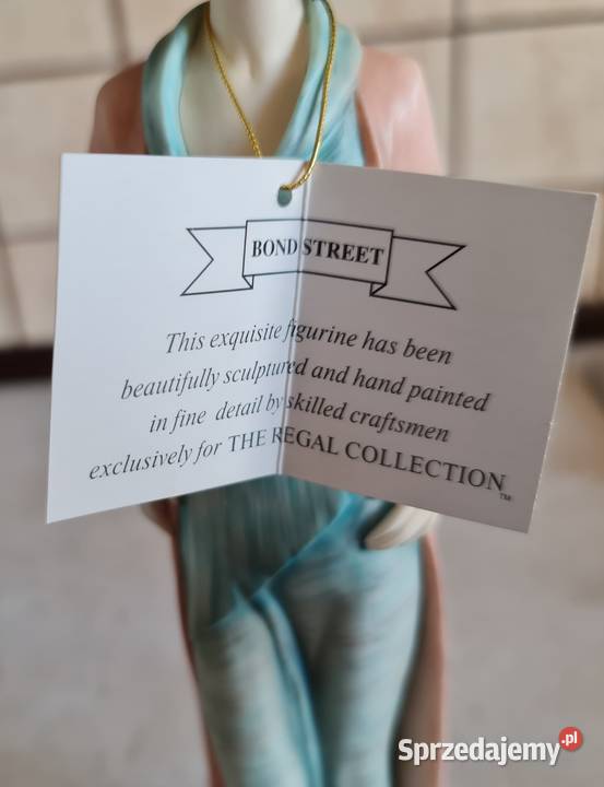 Śliczna figurka RUTH