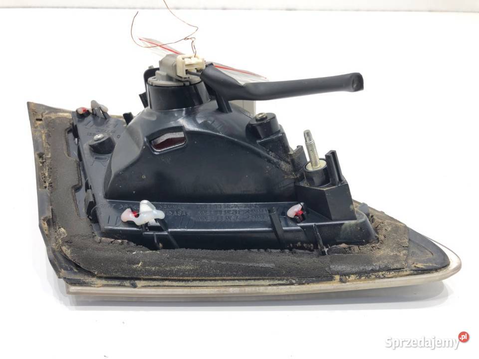 LAMPA TYŁ PRAWA WEWNĘTRZNA MAZDA 6 GH Hatchback osobowe
