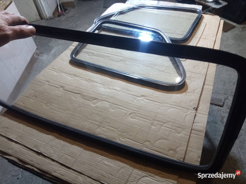 Szyby 126p 1986 r 4 sztuki Płońsk