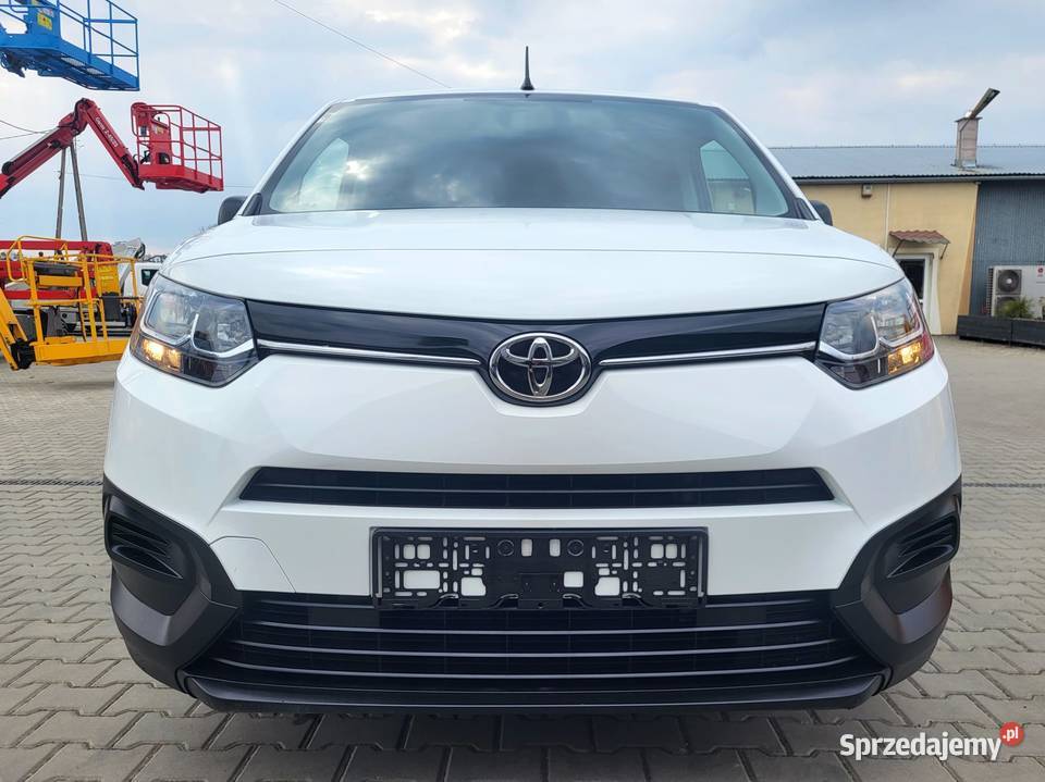 Samochód Toyota Proace City małopolskie Dąbrowa Tarnowska