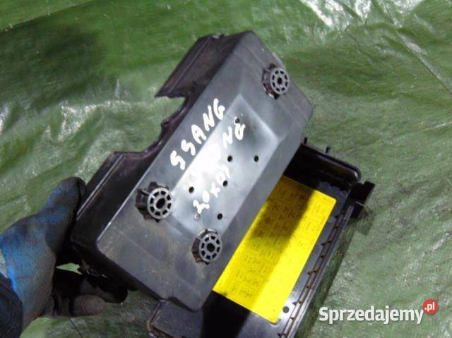 OBUDOWA SKRZYNKI BEZPIECZNIKÓW KYRON 20 XDI
