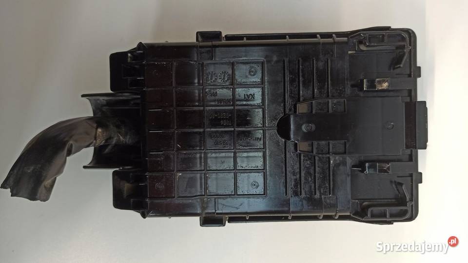 INFINITI G37 SKRZYNKA BEZPIECZNIKÓW 284B9 JK000