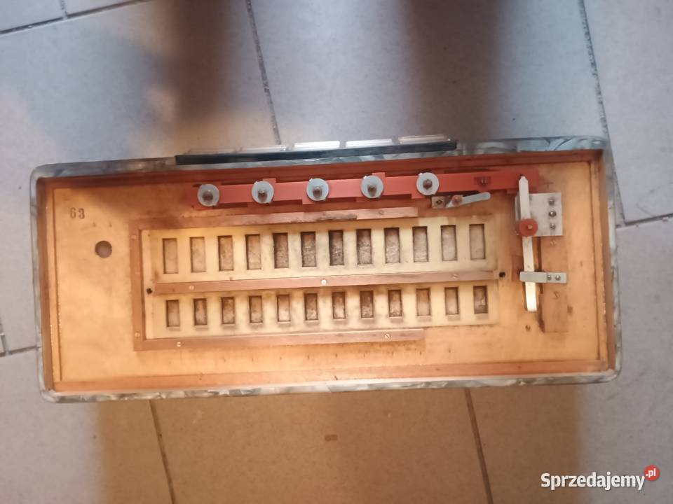 Akordeon Weltmaister Gigantili V 120 bas korpus Nowa Dęba sprzedam