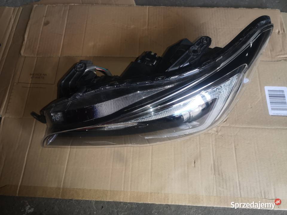 SUBARU FORESTER 4 LIFT 201618 FULL LED LAMPA Skawina