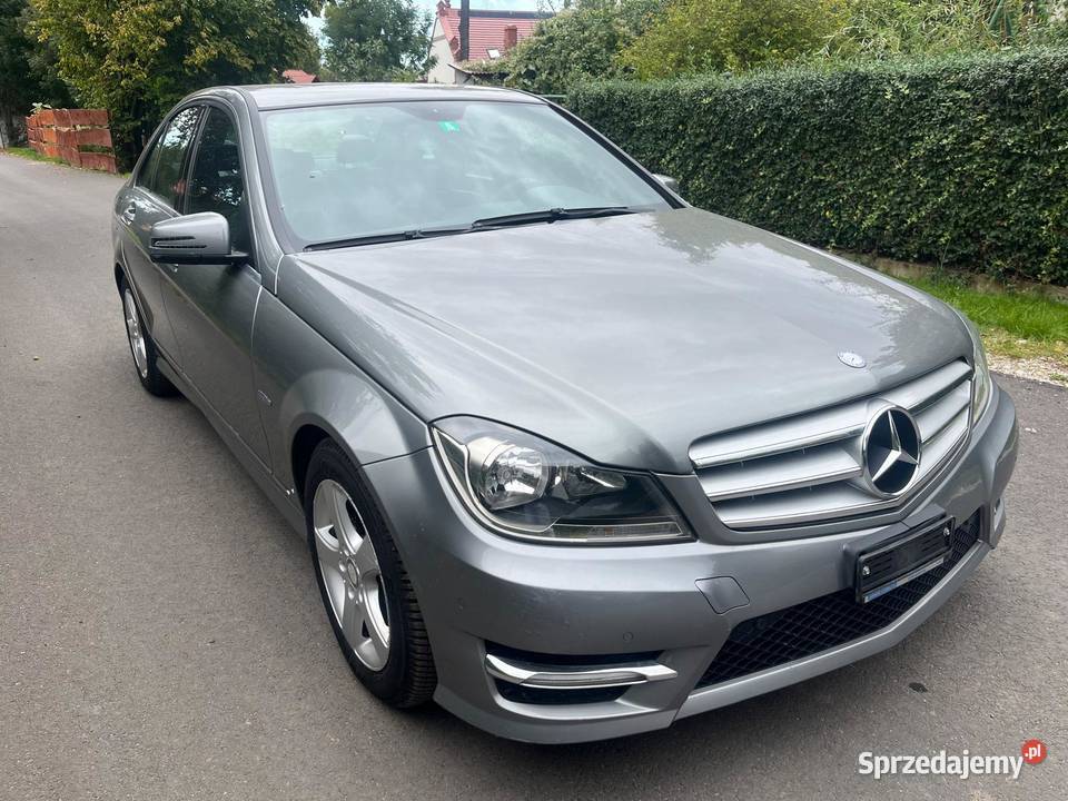 MERCEDES C250 Szwajcar nowy rozrząd Rok produkcji 2011