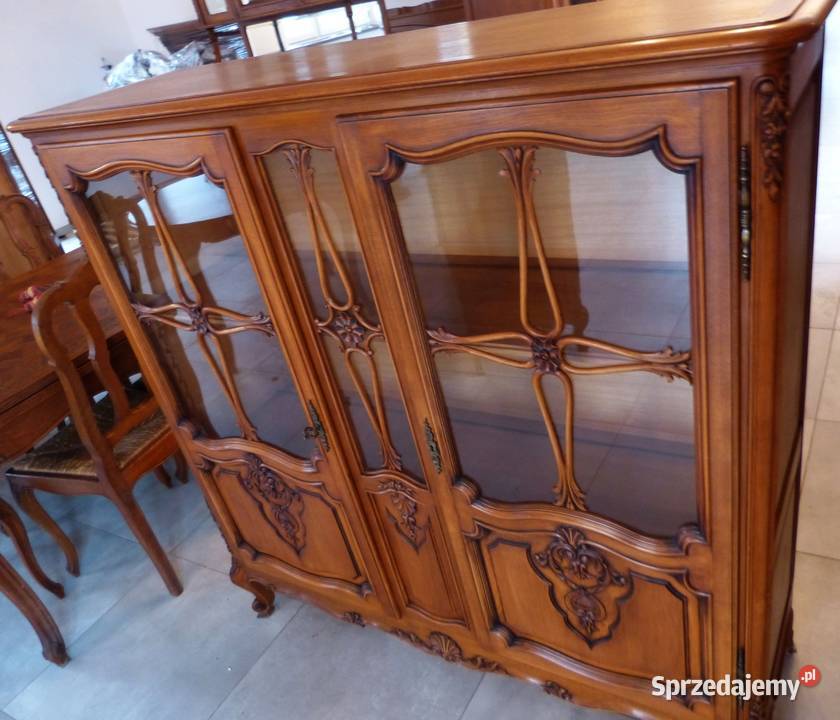 Piękna biblioteka ludwikowska orzechsklep Dąbrowa Górnicza