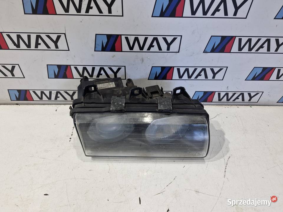 8353802 BMW E36 LAMPA REFLEKTOR PRAWY PRZÓD