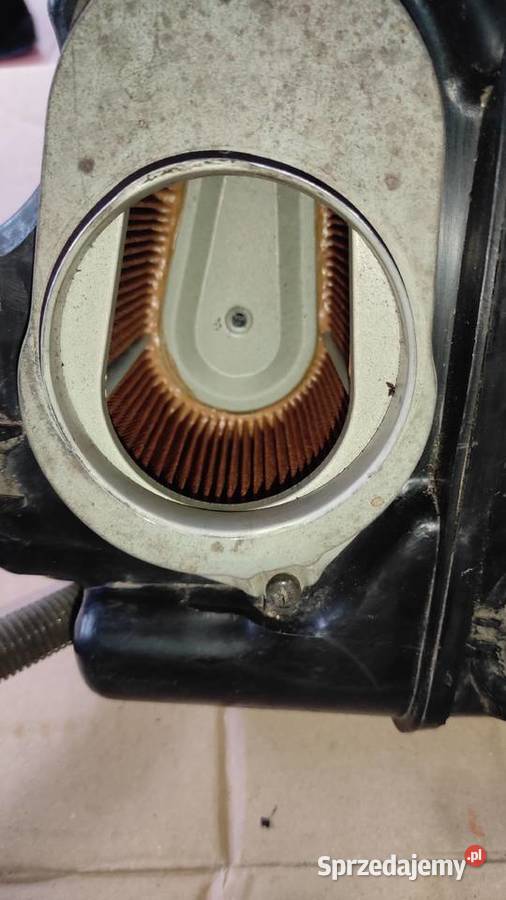 Suzuki Intruder 800 obudowa filtra powietrza Warszawa