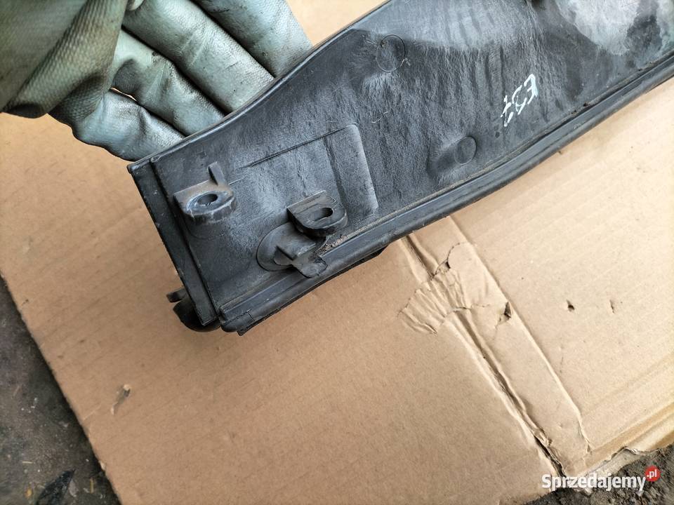 BMW 1 E87 OSŁONA PODSZYBIA LEWA lubelskie Kamień-Kolonia sprzedam