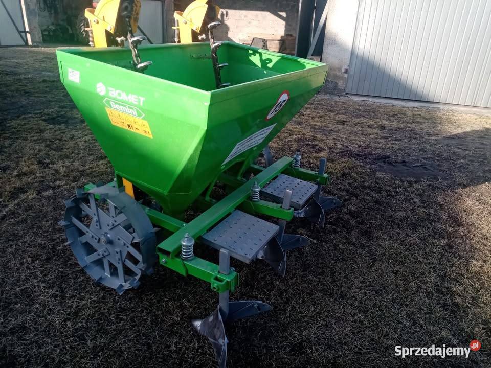Sadzarka do ziemniaków Bomet