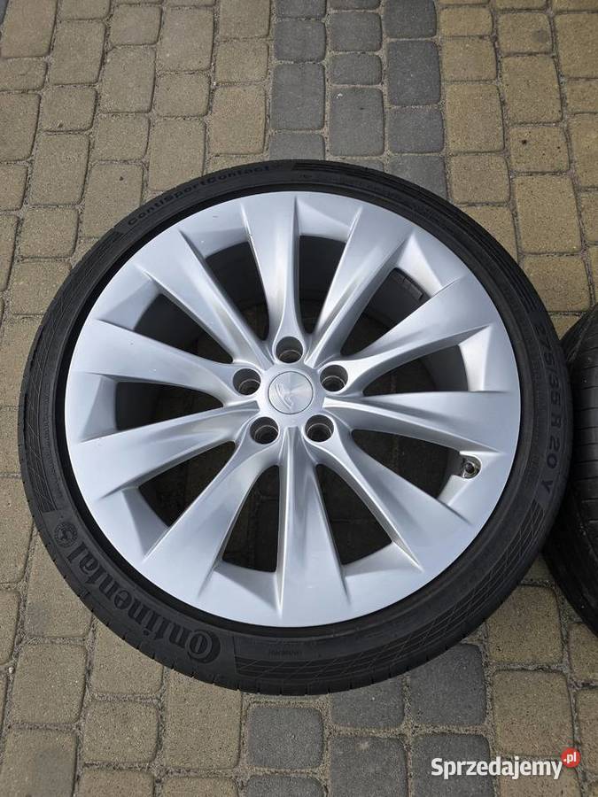 Komplet kół do samochodu elektrycznego Tesla Nieporęt