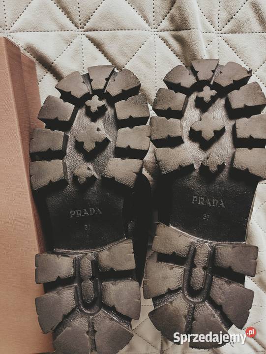 Spszedam używane buty Prada Grabówka