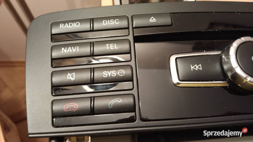 Radio Mercedes B 2012 na części