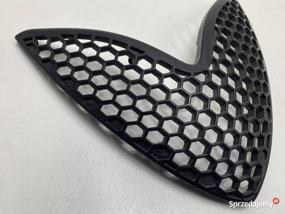 SUZUKI SIXTEEN UX125 GRIL NOSEK WLOT POWIETRZA mazowieckie sprzedam