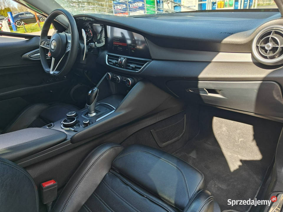 Alfa Romeo Giulia Sedan / Limuzyna Karczew