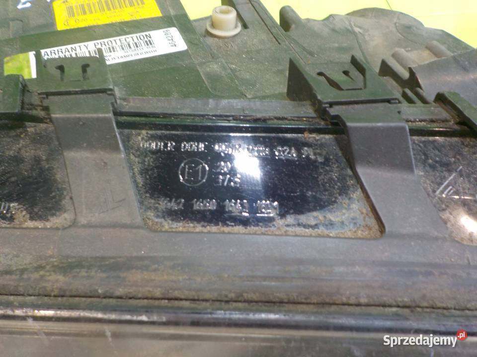 BMW X3 E83 25 B 05r lampa prawa przod 0301210604 Lampy przednie Suków sprzedam