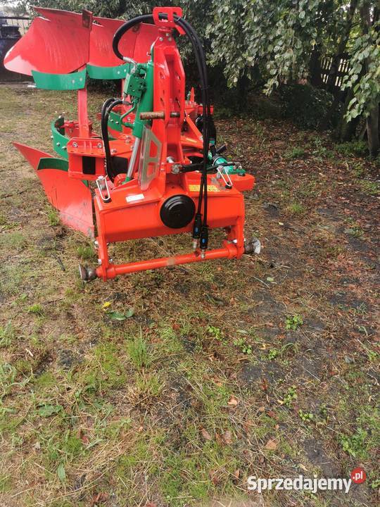 Sprzedam pług obrotowy agro masz 3 3 sprzedam