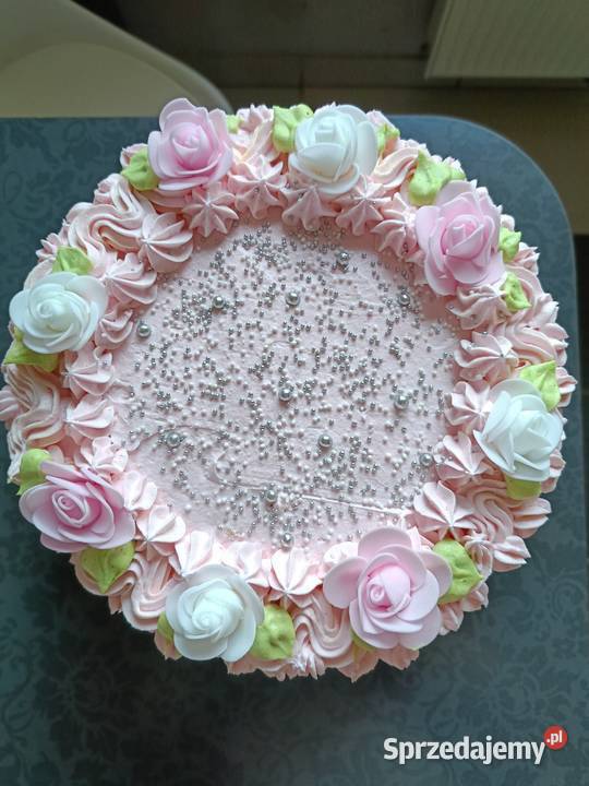 Słodkie torty imprezowe