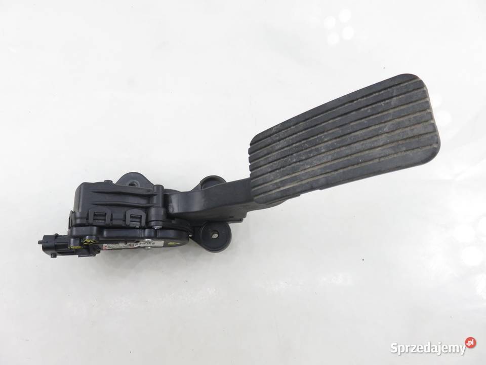 POTENCJOMETR GAZU HYUNDAI i30 I FD 14 G4FA