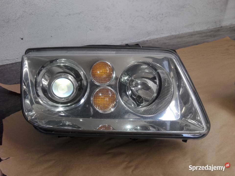 VW BORA XENON LAMPA PRZÓD PRAWA EUROPA ORYGINAŁ Gdańsk