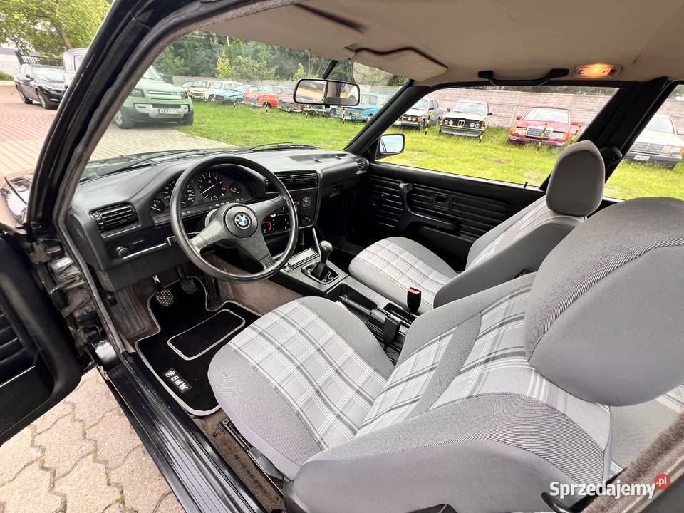 BMW 316i E30 ładny i zdrowy egzemplarz z Grecji sprowadzony łódzkie