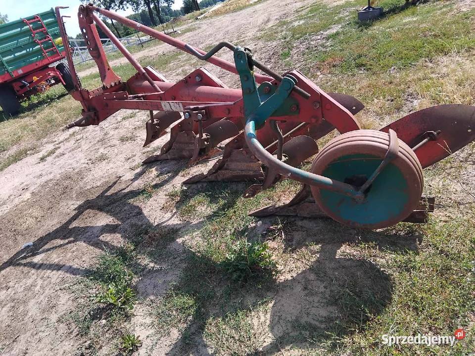 Pług 3 skibowy kverneland Mikorzyn