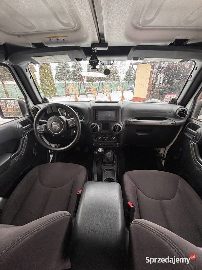 Jeep wrangler sport unlimited 2013r