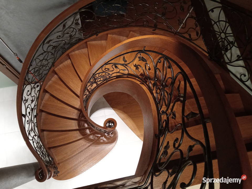 Schody drewniane giete krecone balustrada kuta Dom i Ogród Tokarnia