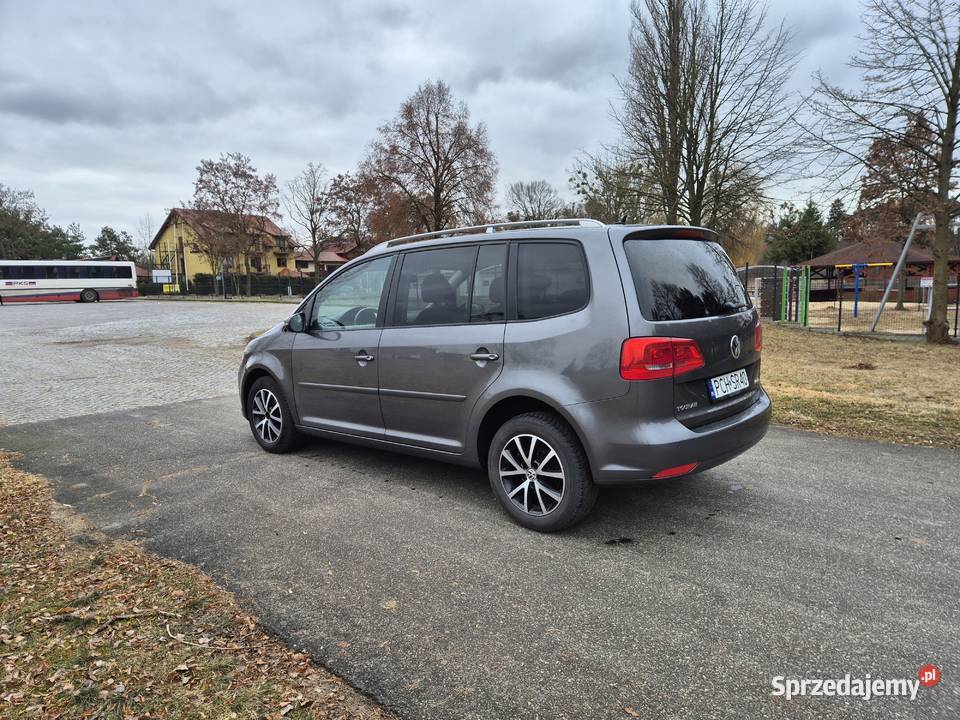 VW Touran 20TDI 140 koni 215 przebiegu Szamocin