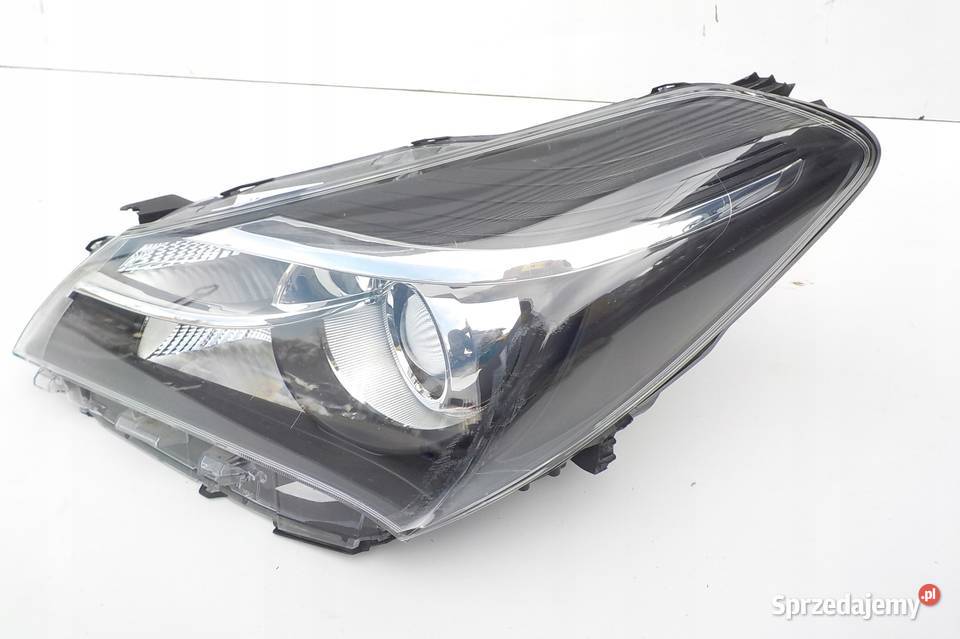 LAMPA LEWA PRZÓD TOYOTA YARIS III sprzedam