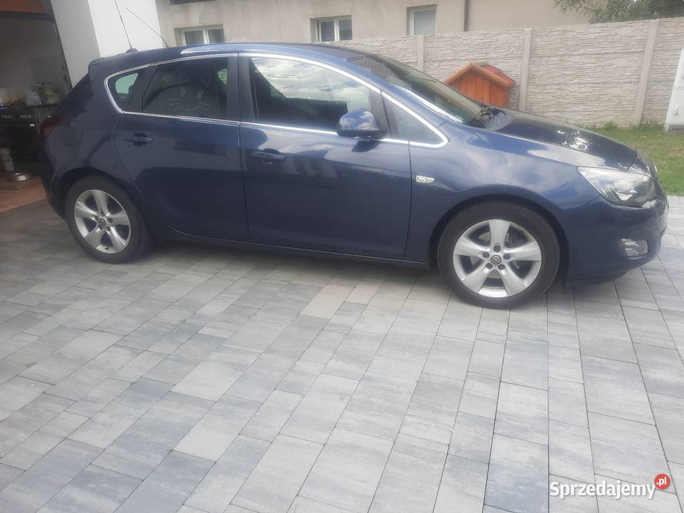 Opel astra j 17cdti 125 Rok produkcji 2010 Brzóza Stadnicka
