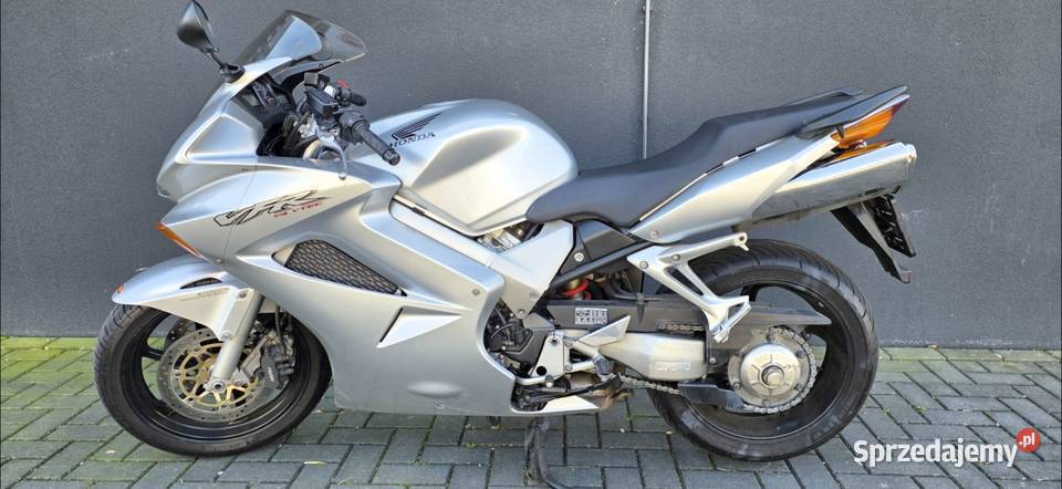 Honda vfr 800 vtec rc46