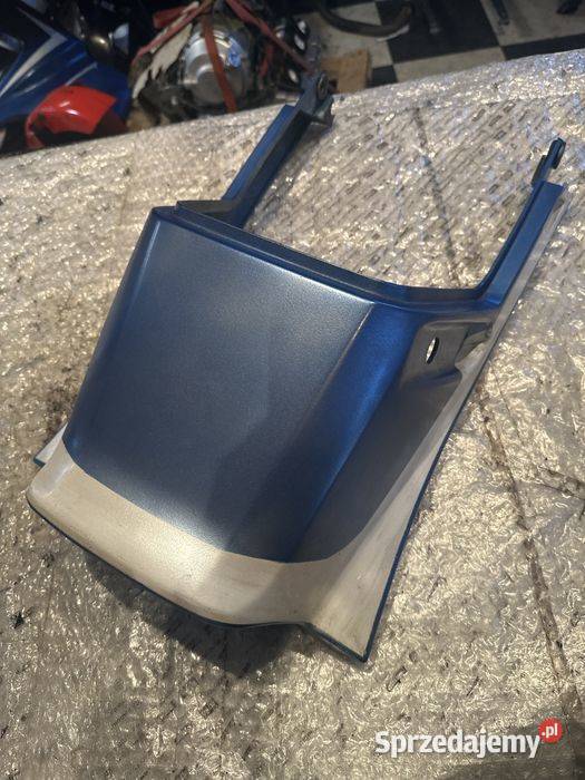 Suzuki GSX550 ES 1983 Zadupek Ogon Owiewka Pozostałe wielkopolskie