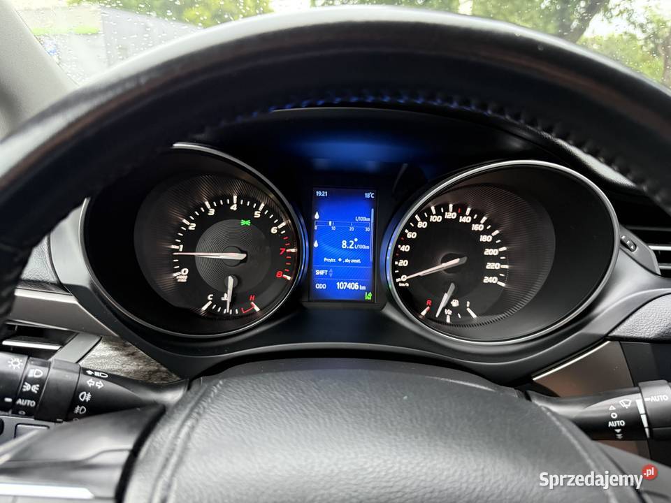 Toyota Avensis 2016 18 benzyna Gwarancja