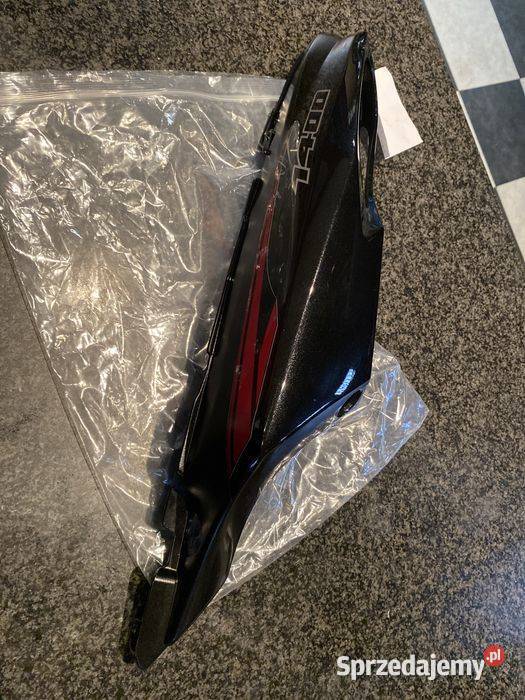 Kawasaki ZZR 1400 zadupek Bok Prawy Nowy N8 Poznań