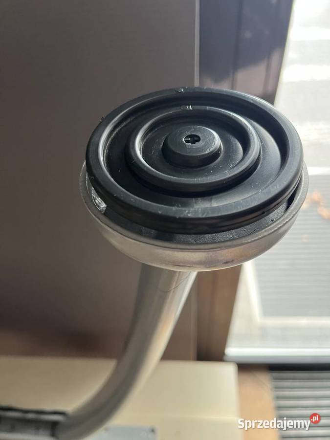 stoły konferencyjne firmy NowyStyl Pszczyna