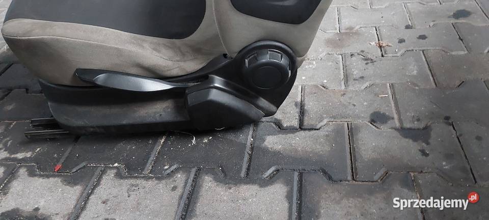 Fotele prawy lewy Fiat Grande Punto 3D Szczecin