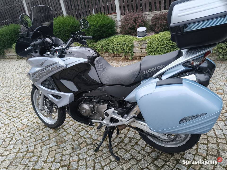 Honda Varadero xl 1000 wtrysk kufry czarny Honda